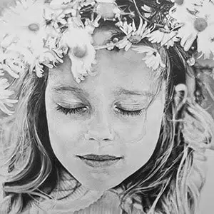 16YearOld Girl Wins National Art Competition With Stunning HyperRealistic  Pencil Portrait  Bored Panda